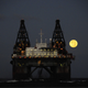 Offshore crane